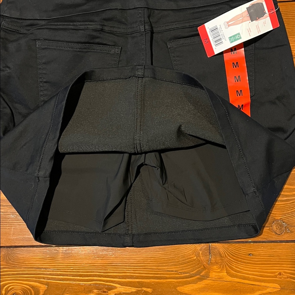 NWT - SC & Co - Black Denim Like Skort - Size M - Picture 8 of 10